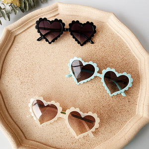 Loves Me Not - Heart Shaped Sunnies